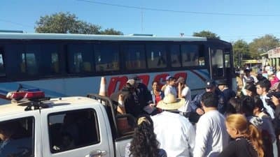 Dramático: Hombre murió en un bus porque no tenía para ambulancia
