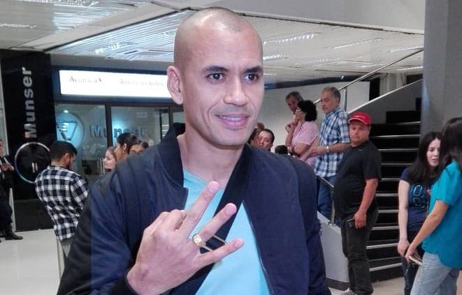 Nuevo refuerzo franjeado llega para firmar