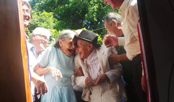 80 años de amor y un matrimonio efímero