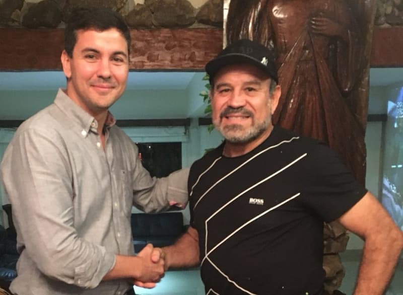 Peña hace las paces con futbolistas