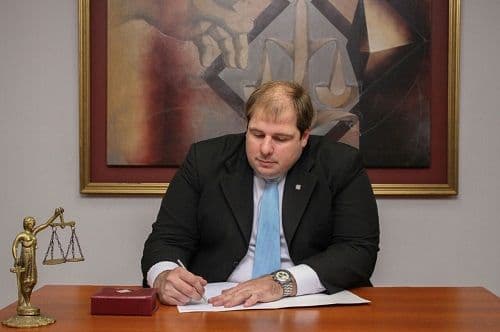 Nuevo fiscal no imputará a su colega involucrado en accidente fatal