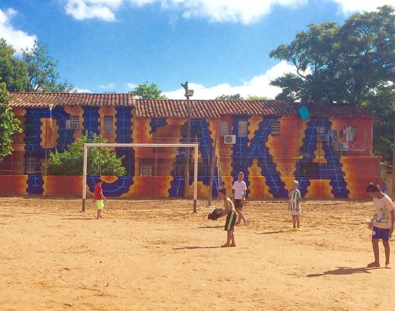 Pelopincho deja sus sombras y muestra su luz
