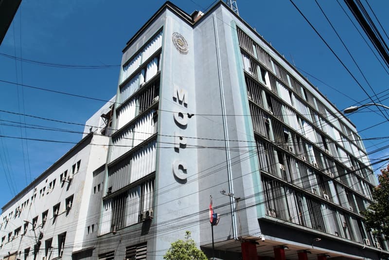 MOPC adjudica millonaria consultoría