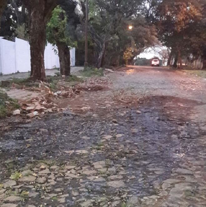 Agobiados por pérdida de cloaca