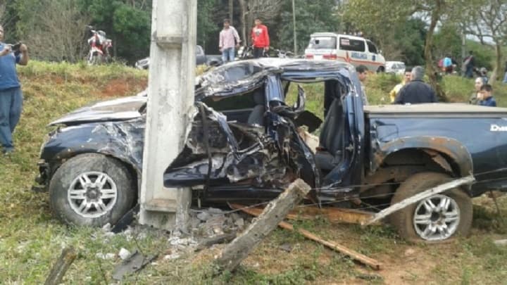 Accidente deja un fallecido y heridos graves