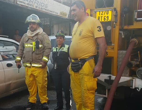 Controlan principio de incendio en el Mercado 4