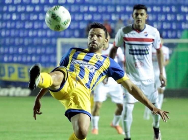 Capiatá vence a la Academia en inicio del Clausura