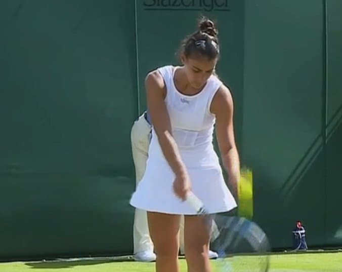 Cepede lucha pero no logra superar primera ronda en Wimbledon