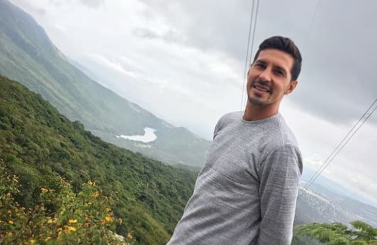 Filtran chat entre Fabbro y niña abusada