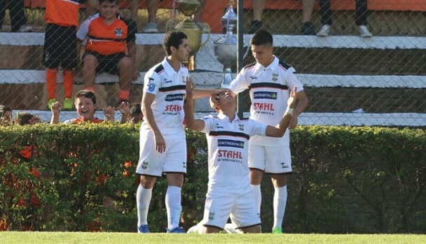 General destroza a Sol