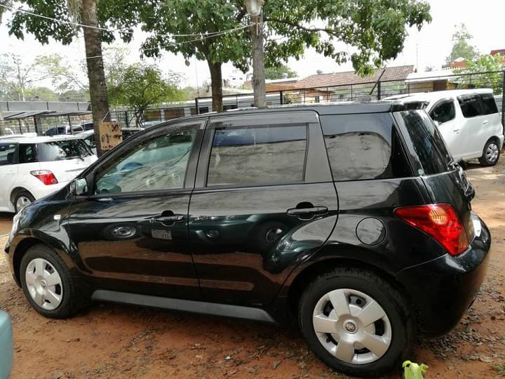 Periodista es víctima de robo de su automóvil