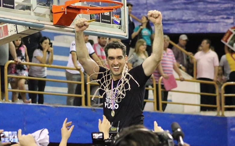 Olimpia se consagra en básquet