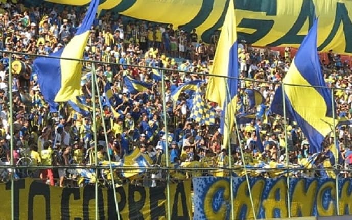 Nuevo pedido de suspensión para hinchas de Luqueño