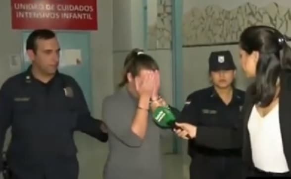 Golpes “no condicen con una caída”