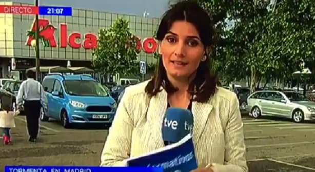 Cronista abandona noticiero en pleno informe en vivo