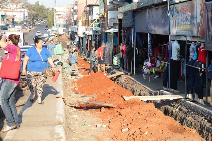Vendedores piden celeridad en obras de Mercado 4