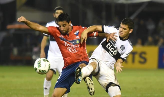 Nacional y Olimpia se miden por la Sudamericana