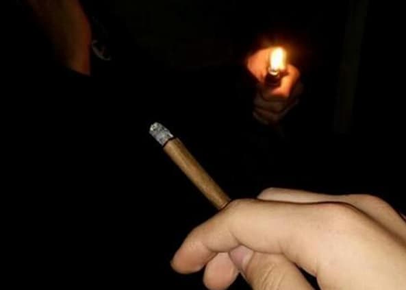 Un cigarrillo o un porro: ¿Qué causa más daño?