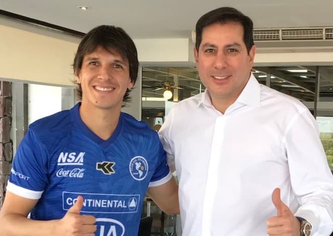 Zeballos vuelve a su primer amor