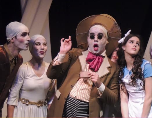 Alicia en el país de las maravillas llega al Multiplaza