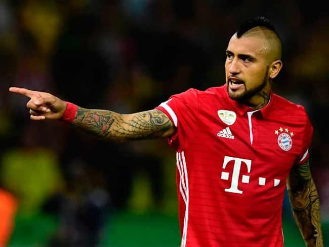 Arturo Vidal dispara contra Paraguay