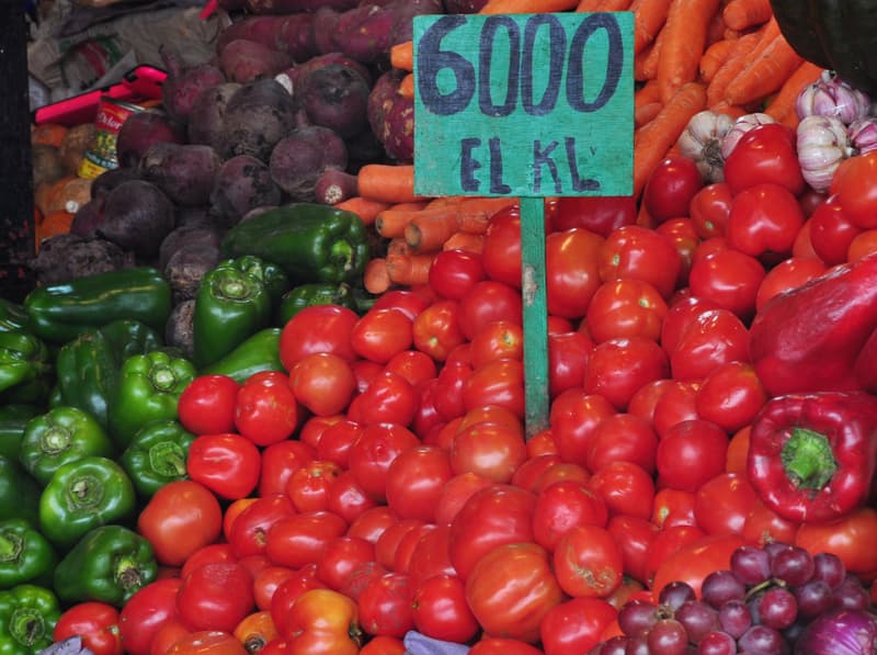 Precio del tomate vuelve a bajar