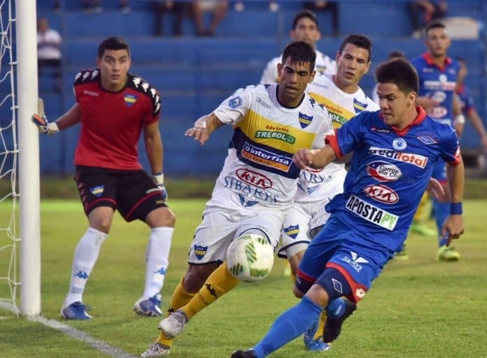 Trinidense sorprende con un contundente triunfo