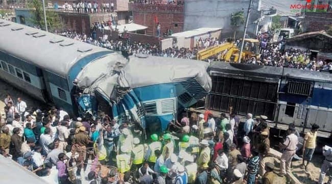 Tragedia en India: Choque de trenes deja decenas de muertos