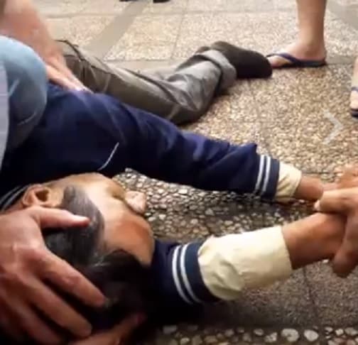 Campesino se descompensa durante marcha