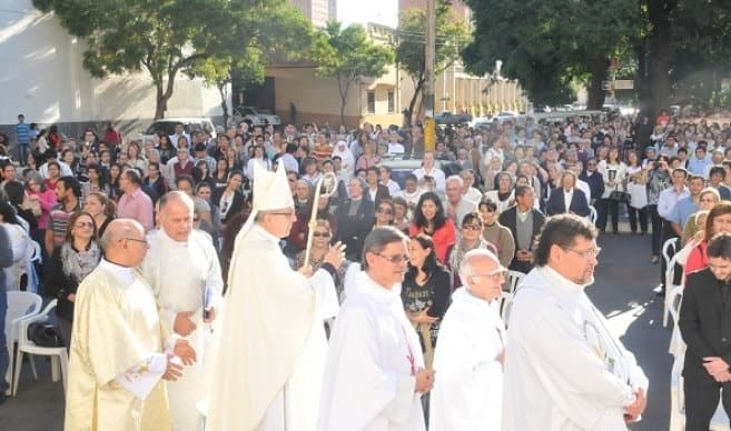Iglesia se pronuncia a favor de labriegos
