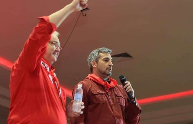 “Marito” encabeza encuesta