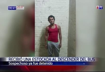 Asaltante atacó a pasajera de un bus