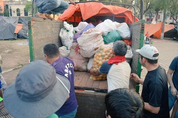 Campesinos dicen “no” al Ejecutivo y se preparan para seguir