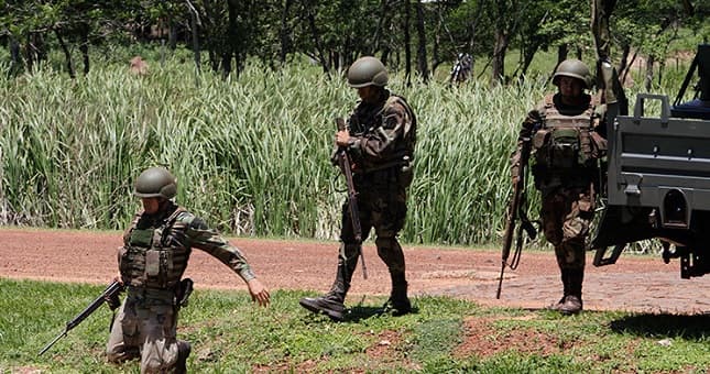 Militares sumariados por supuesta ebriedad