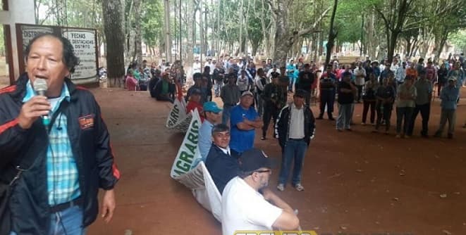 Advierten que arrojarán huevos podridos a políticos