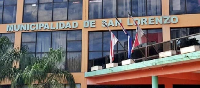 Denuncian que funcionarios cobran sueldo de adultos mayores