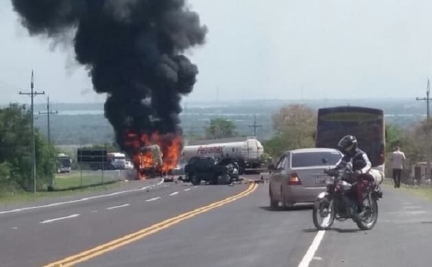 Intendente fallece en accidente