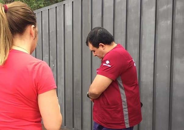 Denuncian constante maltrato a anciana