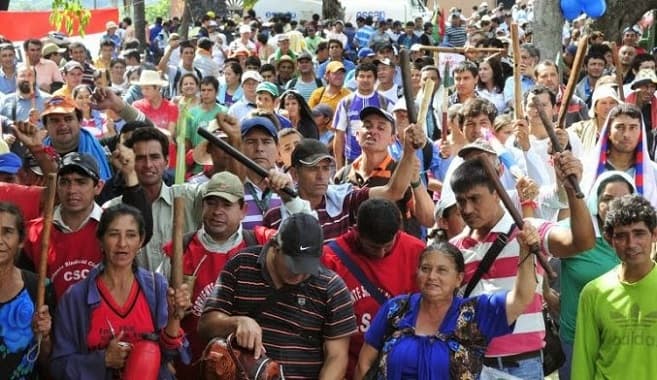 Senado falla contra campesinos