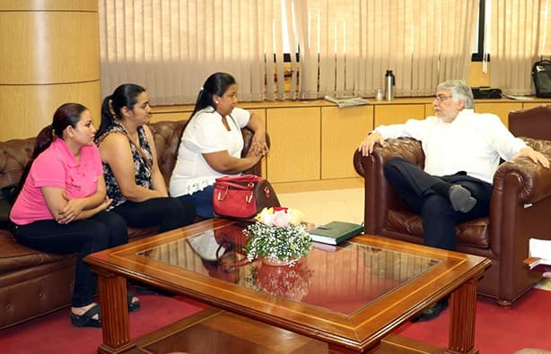 Trabajadoras del sexo hablan con Lugo en busca de formalización