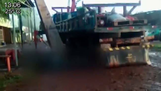 Dos obreros mueren electrocutados