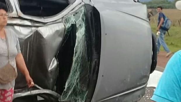 Pareja de adultos mayores muere en accidente