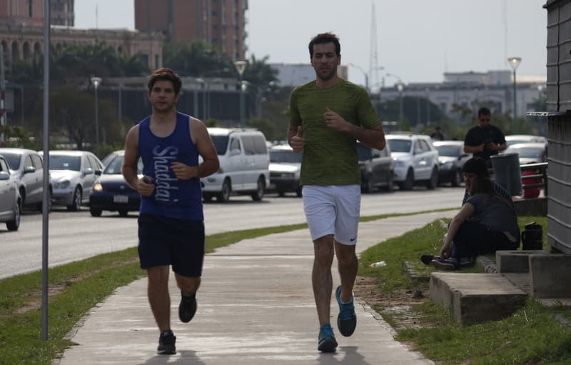 Pronostican lunes fresco a cálido