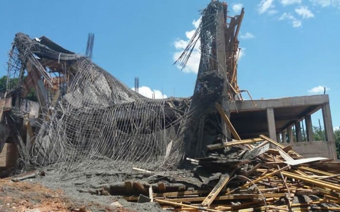 Cuatro heridos en derrumbe de obra del MOPC