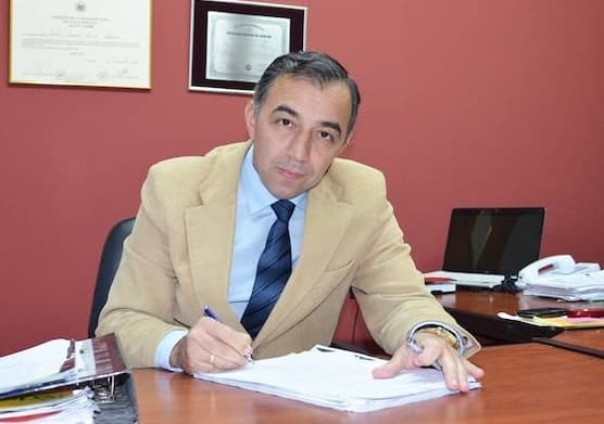 Emilio Fuster deja Fiscalía y se candidata para diputado