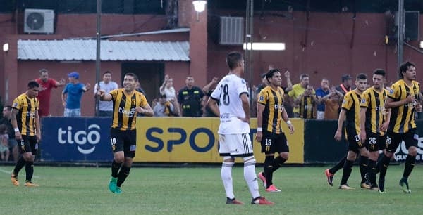 Guaraní golea a Olimpia y queda como escolta