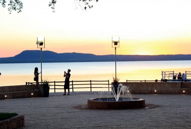 Anuncian día cálido y ambiente agradable