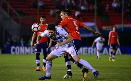 Estrepitosa caída de Nacional