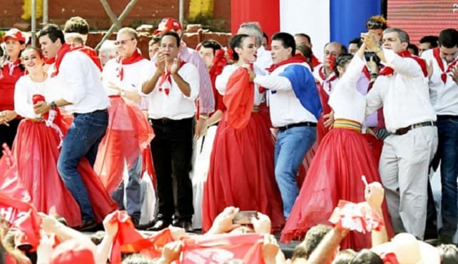 Riera a maestros: “Soy candidato y tienen que votar por su jefe”