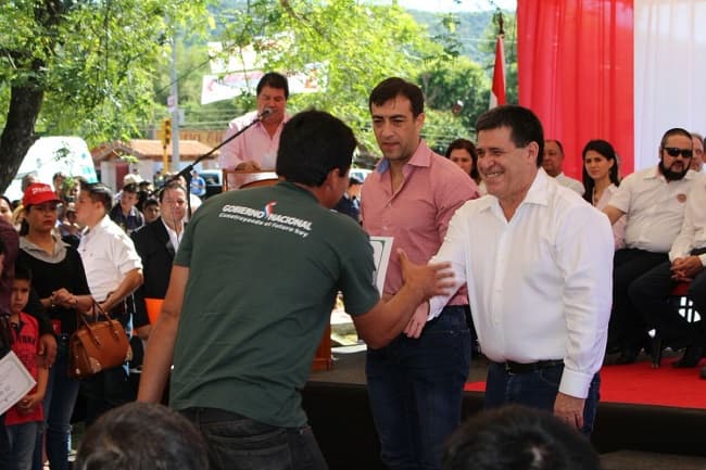 Cartes afirma que politizarán todos los actos estatales